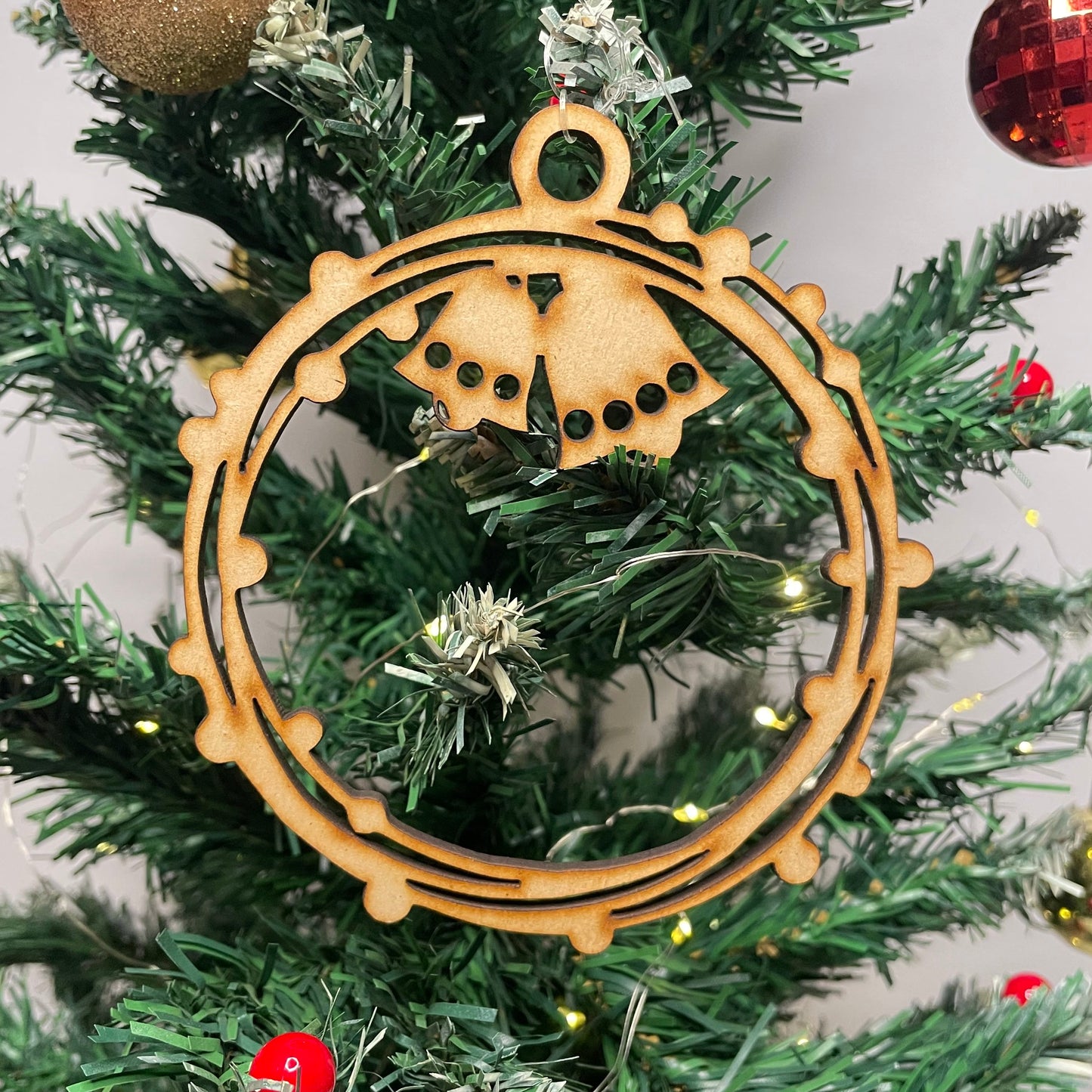 DIY Christmas Ornament - Wreath