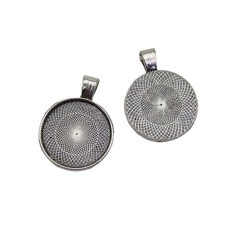 Round Pendant